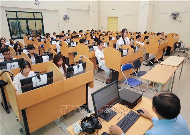 Nhà giáo - “kiến trúc sư tri thức số”